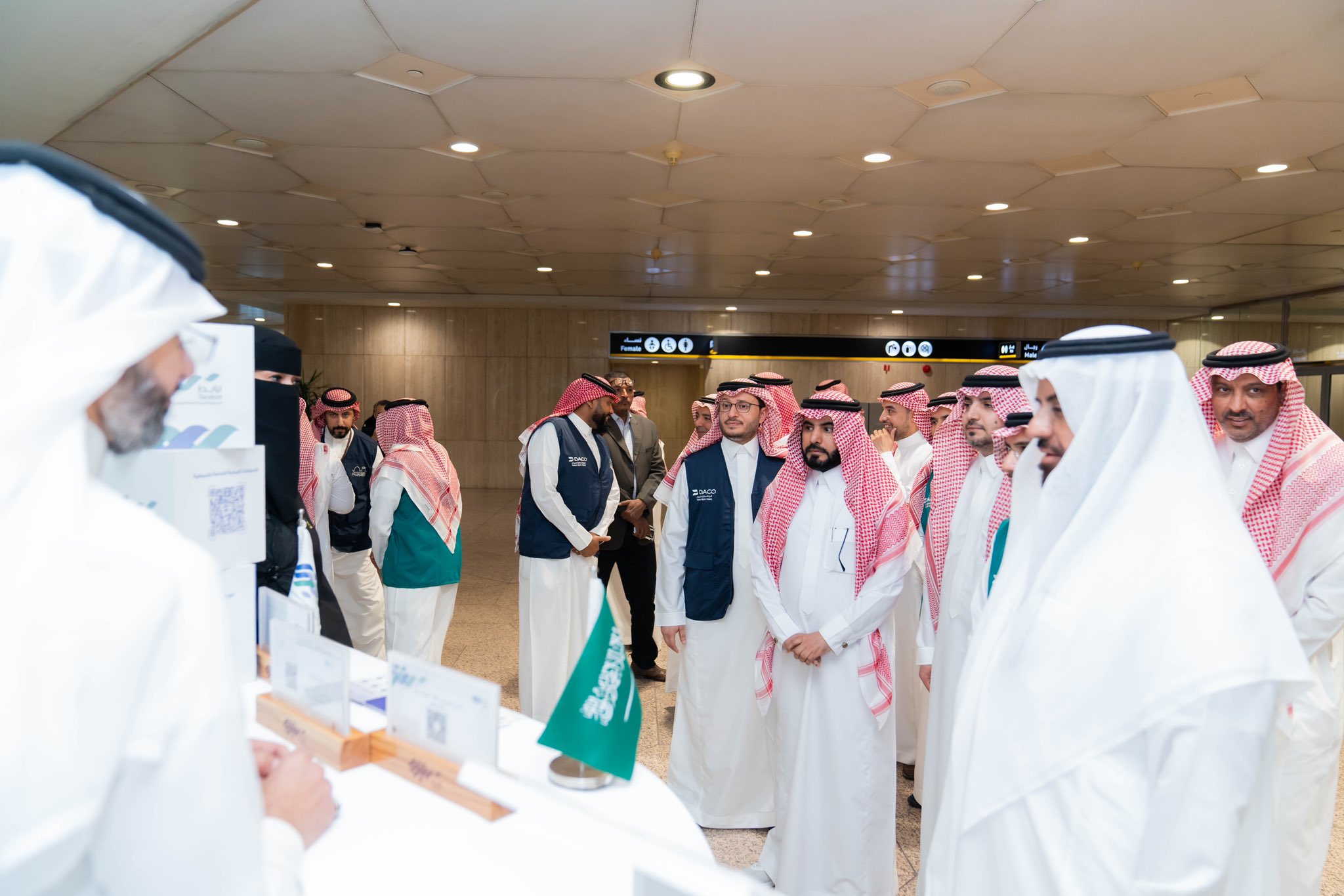 #تغطية| 

شارك #فرع_وزارة_الصحة_بالمنطقة_الشرقية في الجولة التفقدية لمتابعة جاهزية مطار الملك فهد الدولي بالدمام لاستقبال حجاج بيت الله الحرام. 

#يسر_وطمأنينة