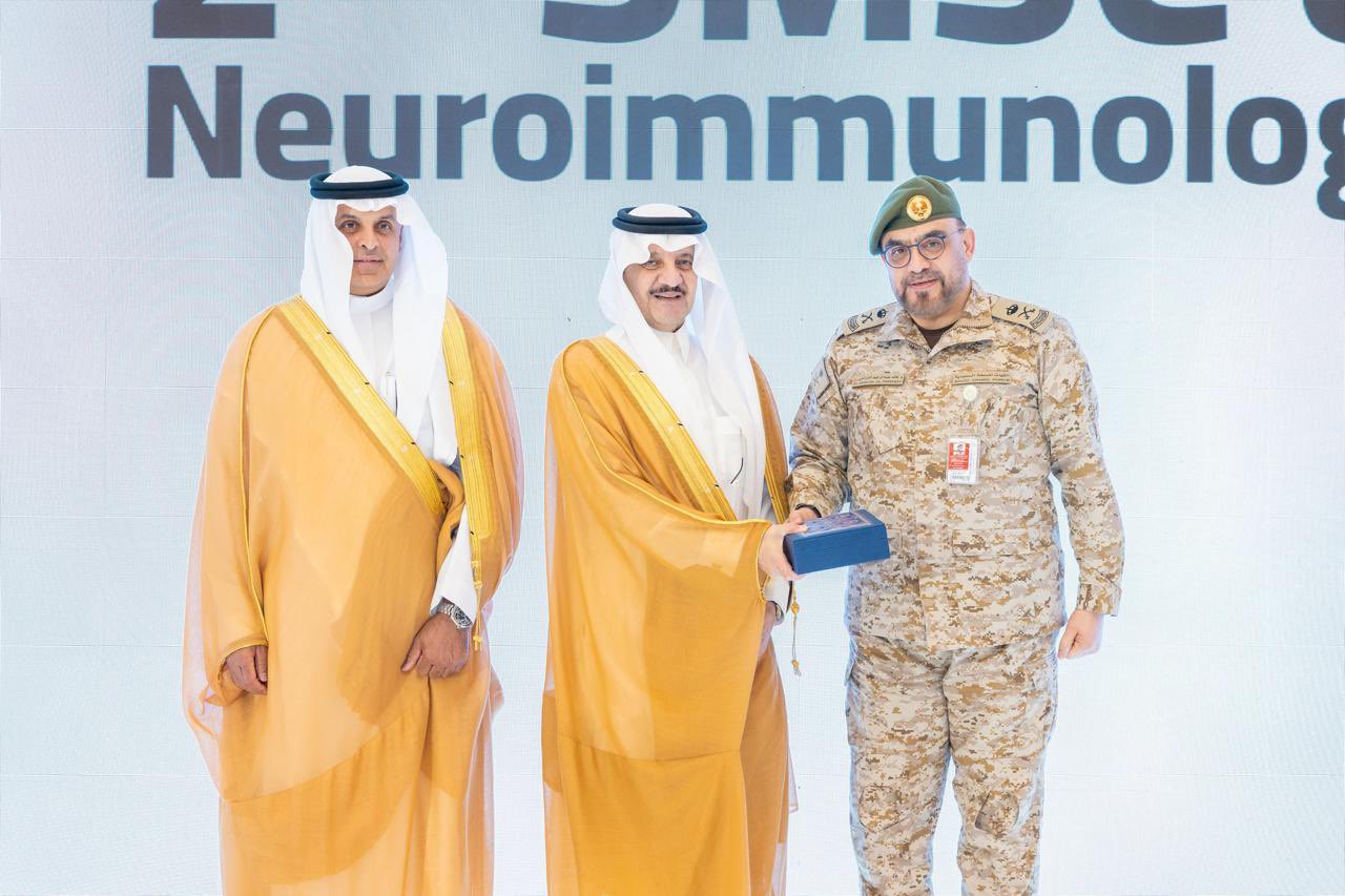 #فيديو| 📽️

سمو #أمير_المنطقة_الشرقية يرعى افتتاح المؤتمر السعودي الدولي للتصلب المتعدد والأمراض العصبية المناعية في نسخته الثانية. 

#فرع_وزارة_الصحة_بالمنطقة_الشرقية
#مؤتمر_التصلب_العصبي_المتعدد2